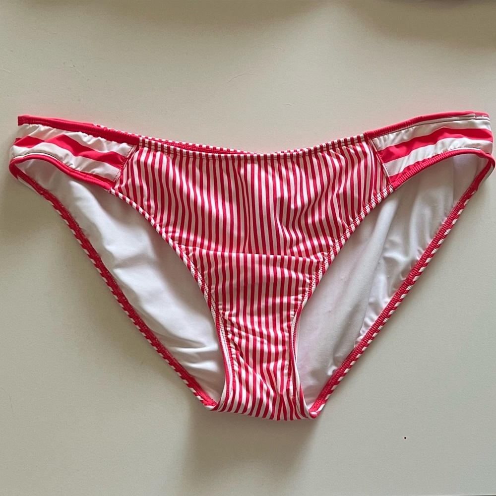 {Vineyard Vines} Brand New Favorite Stripe Classic Bikini Bottoms